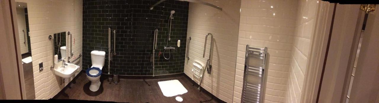 The George Hotel Wetherspoon Brecon Zewnętrze zdjęcie