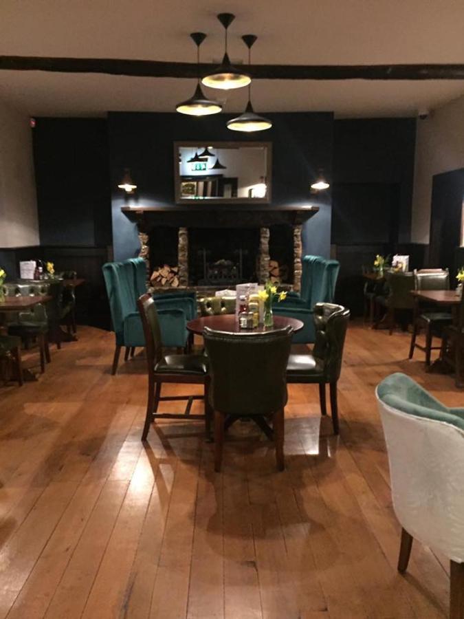 The George Hotel Wetherspoon Brecon Zewnętrze zdjęcie